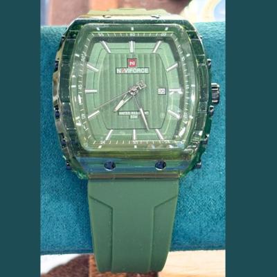 NAVIFORCE 8025 - Montre Homme Quartz Carré Vert Armée & Calendrier